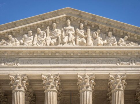 Featured image related to Trump administration makes another appeal to the Supreme Court to allow mail ballot restrictio