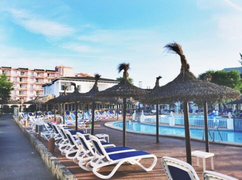 Featured image related to Daytona Beach’s Plaza Resort owner faces daily fines as repairs stall