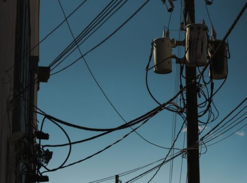 Featured image related to 2 men arrested for cutting 200 feet of phone wire in Grays Harbor County, causing $100K in dam
