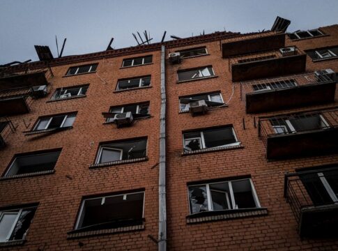 Featured image related to Engineers link Rialto Apartments damage to sinkhole conditions beneath building