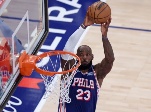 Featured image related to Trump slams LeBron James over apparent national anthem stretches