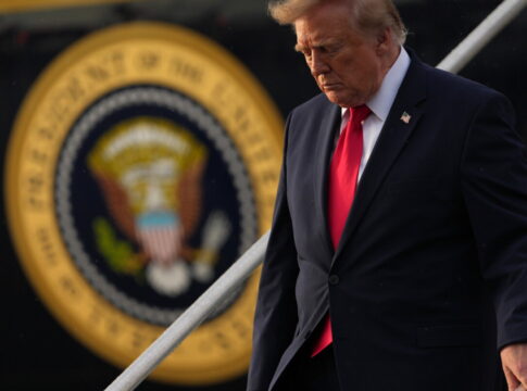 Featured image related to White House Is Weighing Mass Pardons for Junior Staff